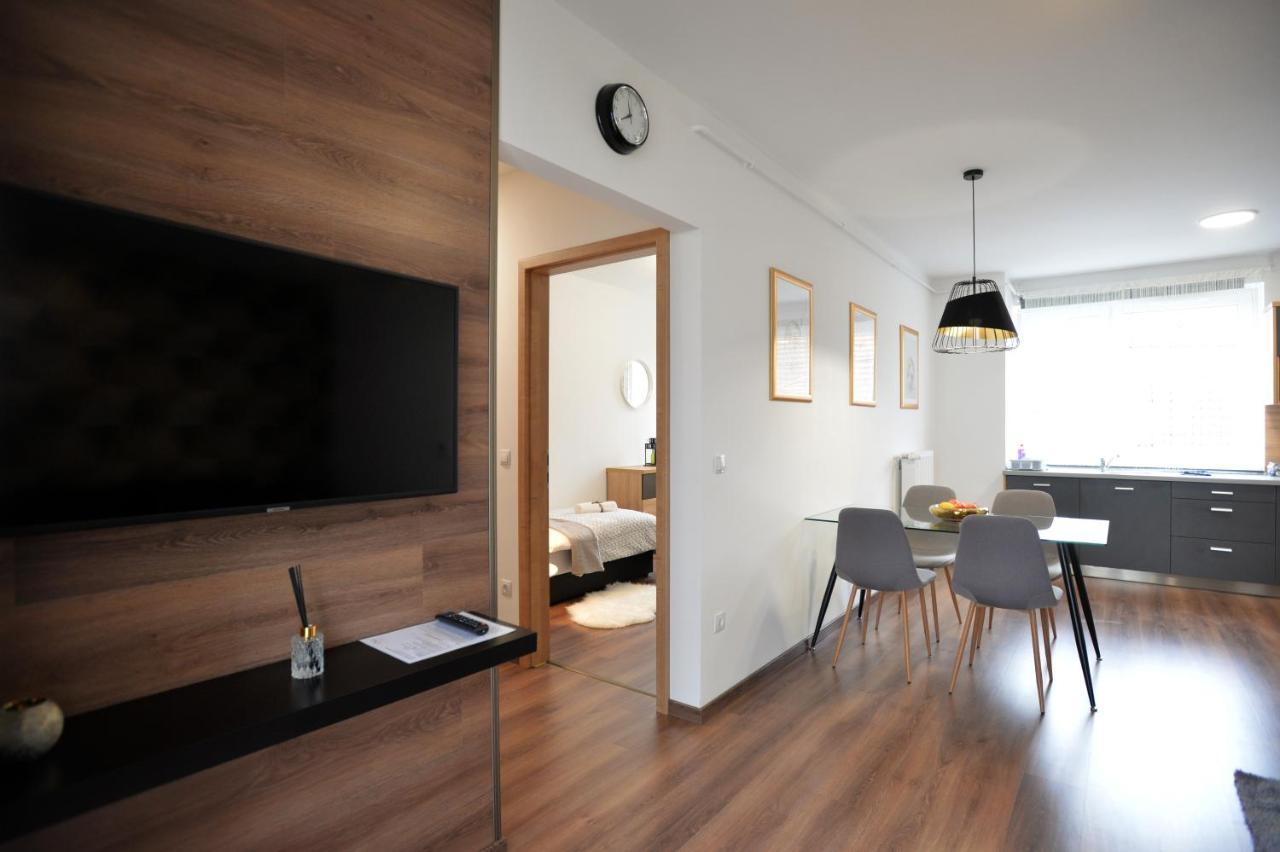 One Luxury Suites Eger Exterior foto